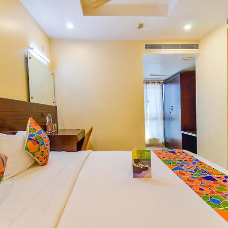 FabHotel Deccan Heritage Abids Hyderabad Esterno foto