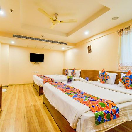 FabHotel Deccan Heritage Abids Hyderabad Esterno foto