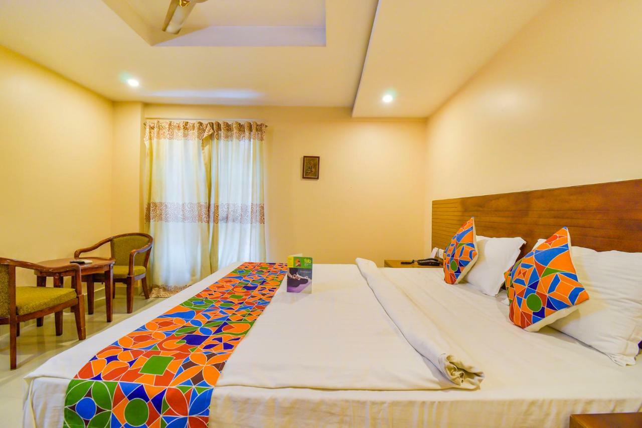 FabHotel Deccan Heritage Abids Hyderabad Esterno foto