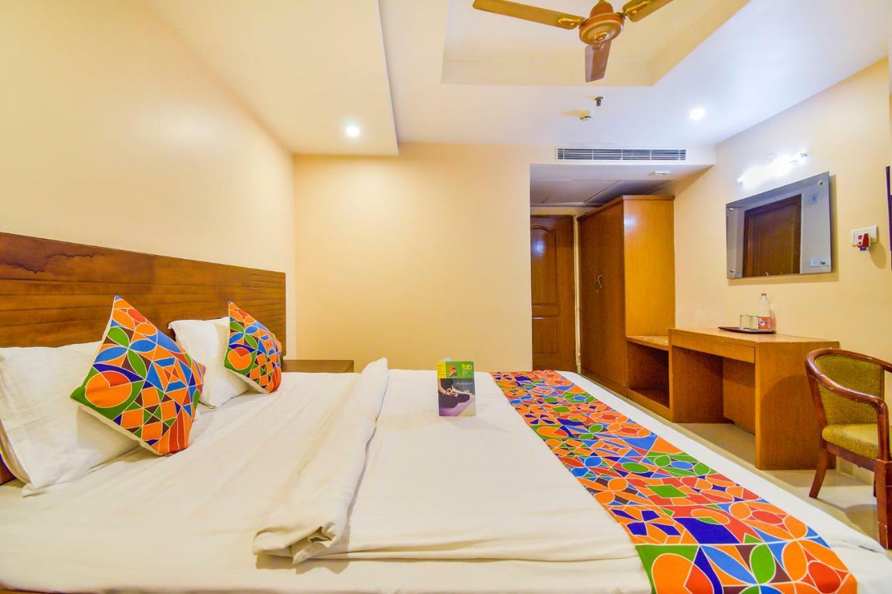 FabHotel Deccan Heritage Abids Hyderabad Esterno foto