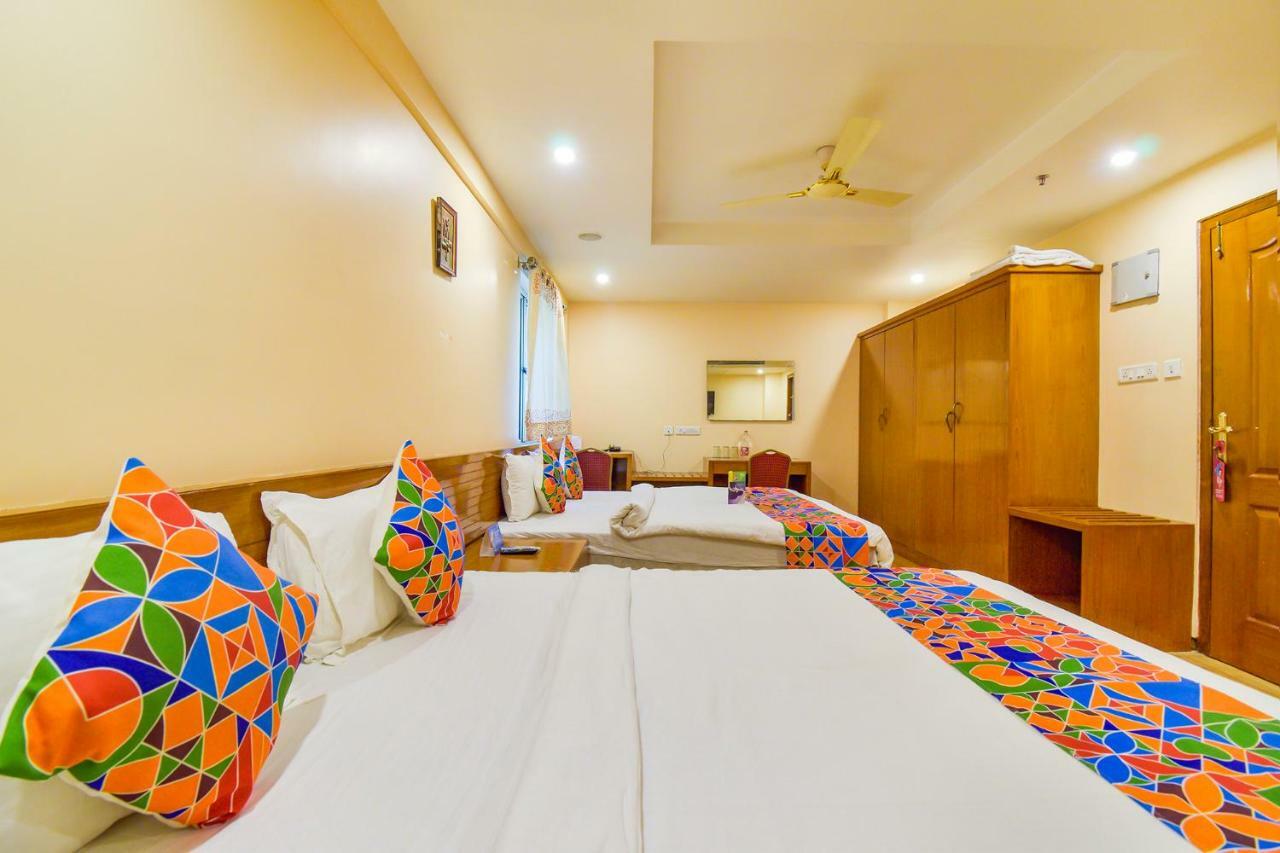 FabHotel Deccan Heritage Abids Hyderabad Esterno foto